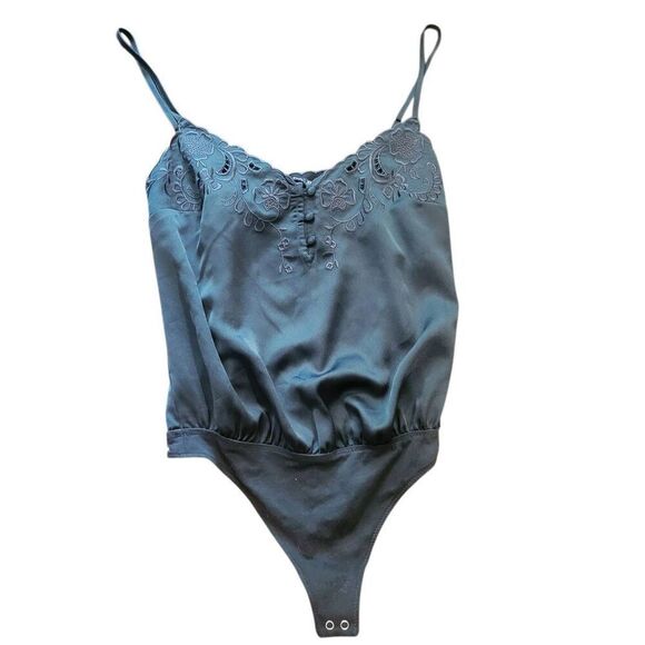 NWT Abercrombie & Fitch Bodysuit Women's XS Forest Green Embroidered Satin Tank - Picture 1 of 5